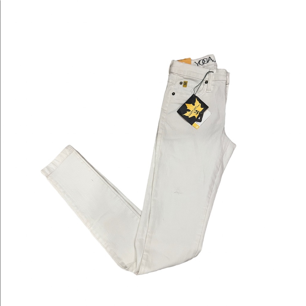 BNWT White Yoga Jeans